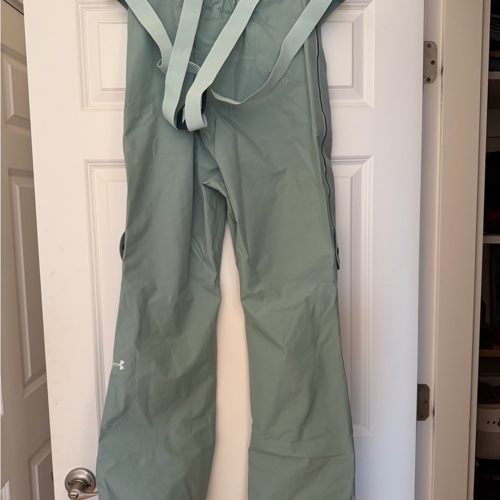 Under Armour women’s/ girls Gortex Ski Aqua Blue Pants s/m petite